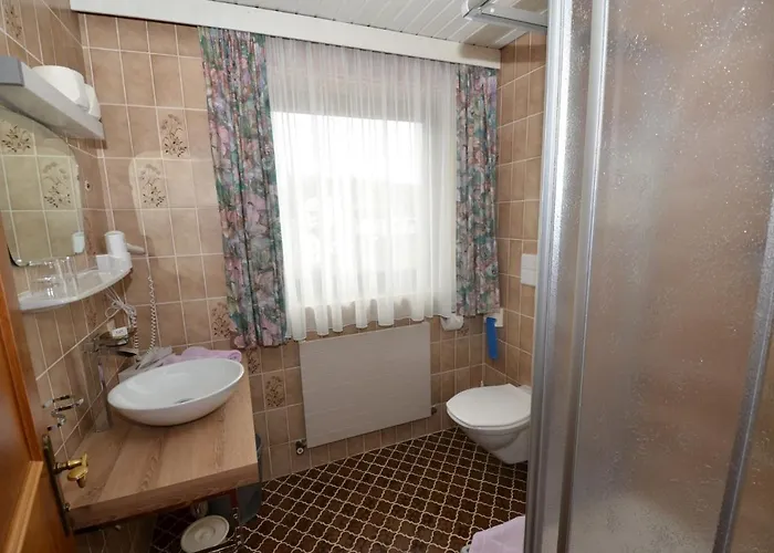 ペンション シュピーゲル Mösern