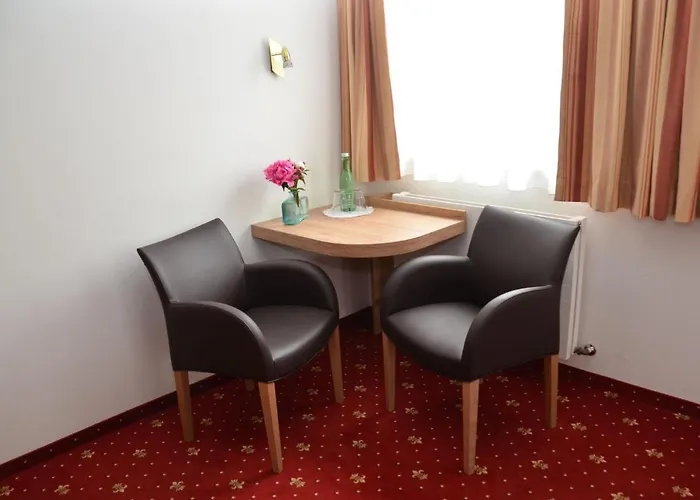 ペンション シュピーゲル Mösern